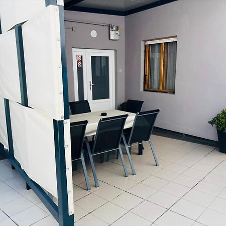 Apartment Check In Pula Exterior photo